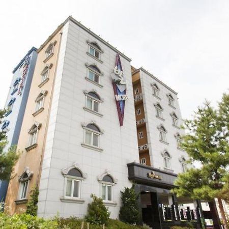 Bali Motel Daejeon Exterior photo