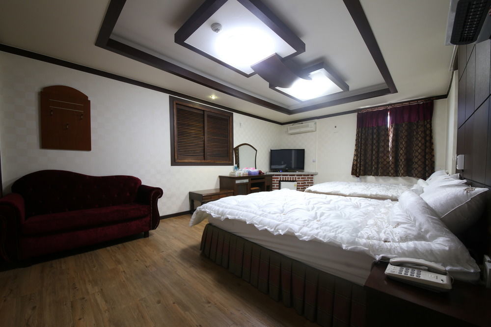 Bali Motel Daejeon Exterior photo