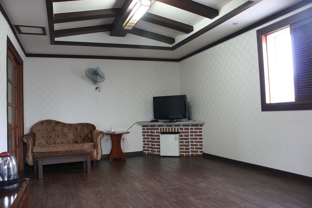 Bali Motel Daejeon Exterior photo